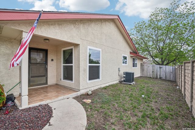 5800 Royal Club, San Antonio, TX 78239