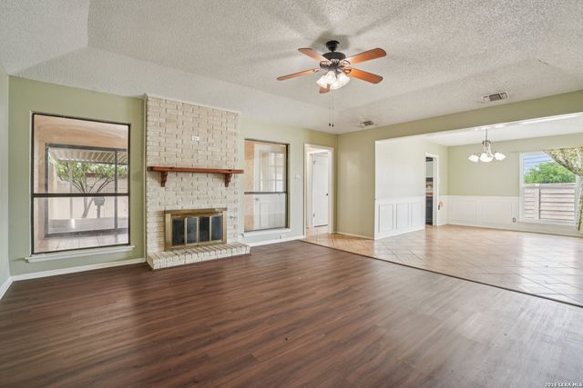 5800 Royal Club, San Antonio, TX 78239