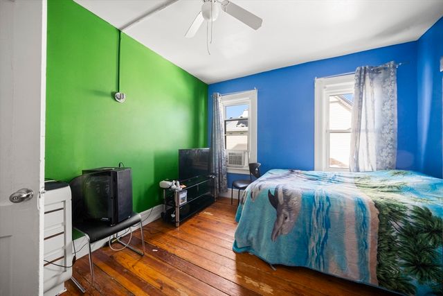 55 Malden St, Springfield, MA 01108