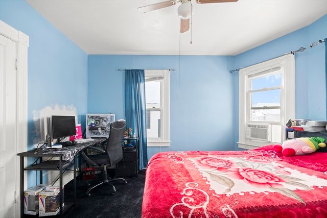 55 Malden St, Springfield, MA 01108