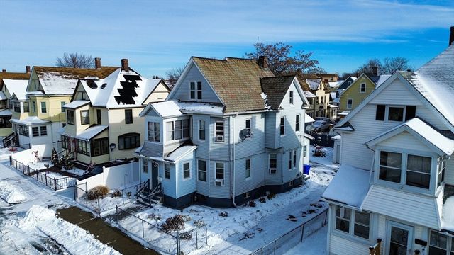 55 Malden St, Springfield, MA 01108