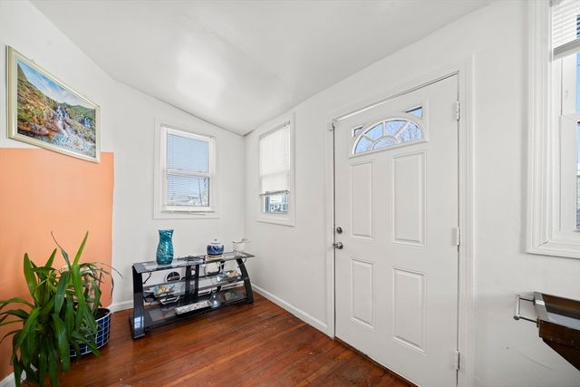 55 Malden St, Springfield, MA 01108