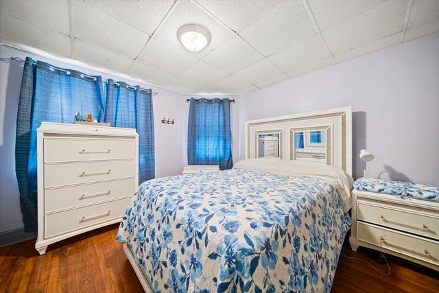 55 Malden St, Springfield, MA 01108