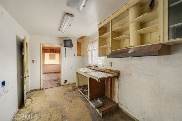 1822 W 4th, Santa Ana, CA 92703