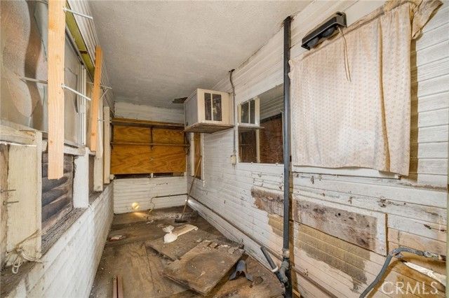 1822 W 4th, Santa Ana, CA 92703