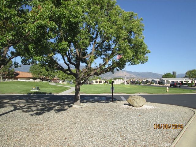 24600 Mountain Avenue 63, Hemet, CA 92544