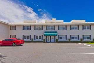 298 SW 6th St 103, Boca Raton, FL 33432