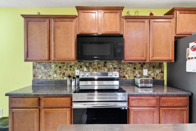 1425 Sprucedale Dr, Antioch, TN 37013