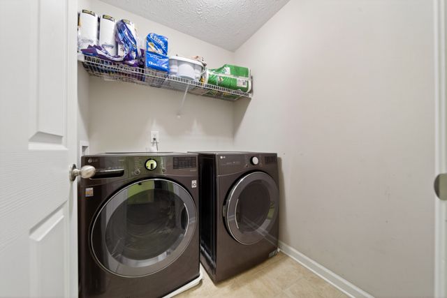 1425 Sprucedale Dr, Antioch, TN 37013