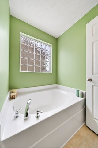 1425 Sprucedale Dr, Antioch, TN 37013