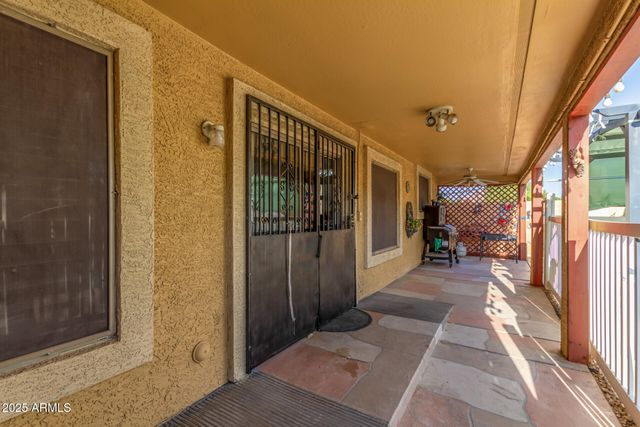 8305 W PIONEER Street, Tolleson, AZ 85353