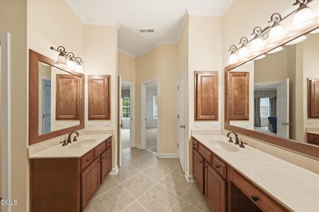 314 Bridgegate Drive, Cary, NC 27519