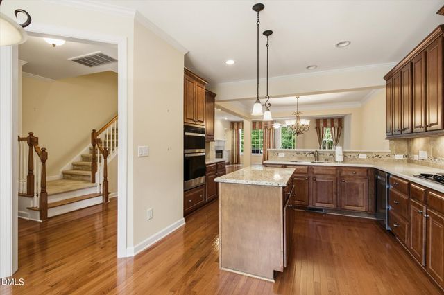 314 Bridgegate Drive, Cary, NC 27519