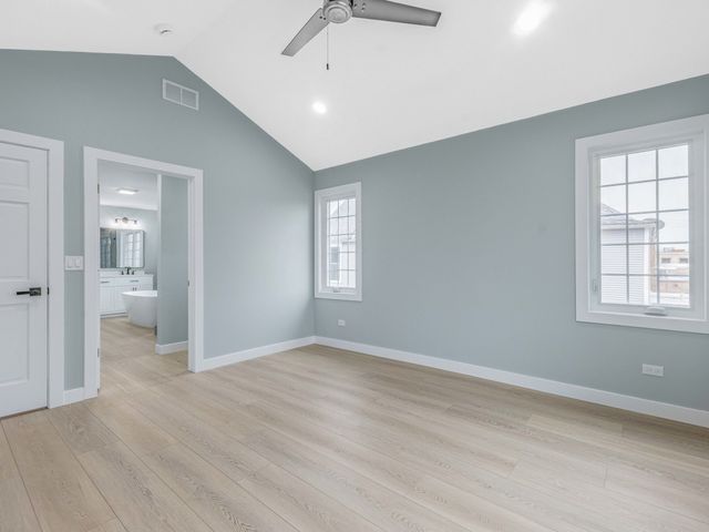 3548 Clinton Avenue, Berwyn, IL 60402