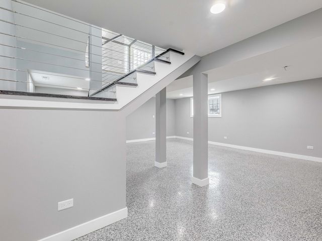 3548 Clinton Avenue, Berwyn, IL 60402