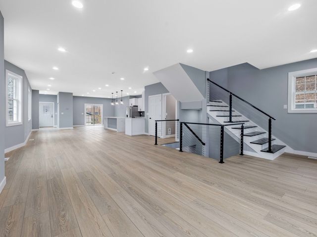 3548 Clinton Avenue, Berwyn, IL 60402