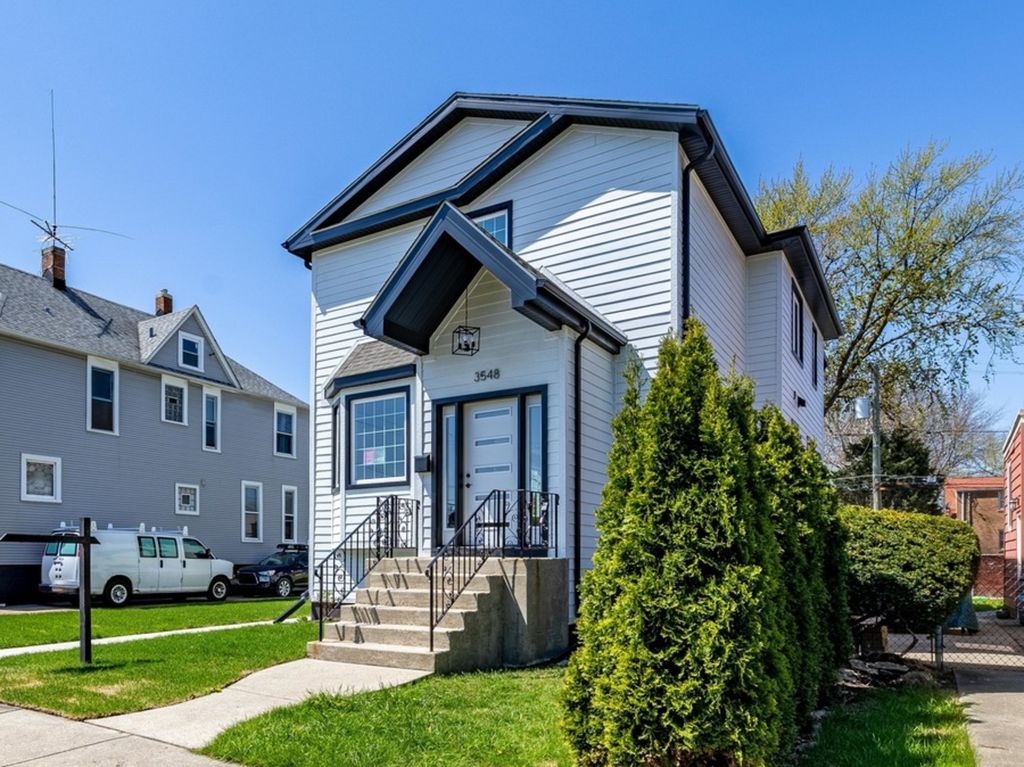 3548 Clinton Avenue, Berwyn, IL 60402