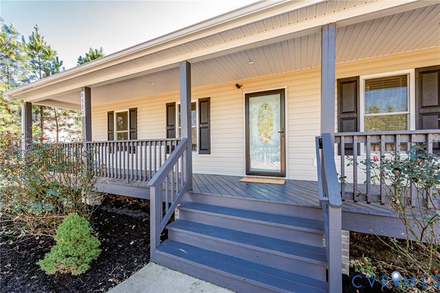 8520 Crestwicke Ln, Quinton, VA 23141