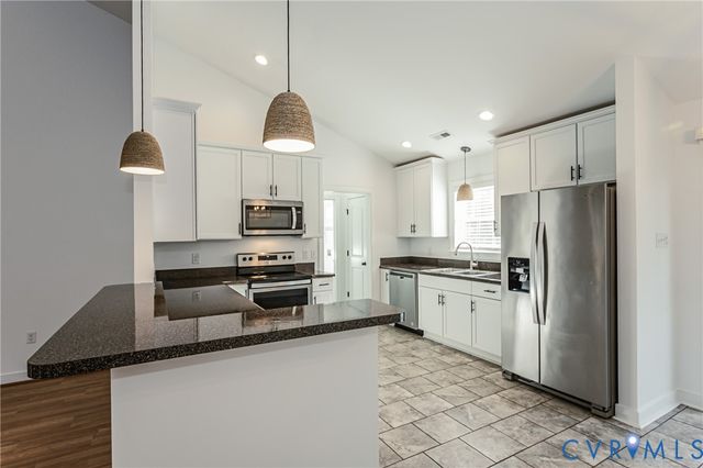 8520 Crestwicke Ln, Quinton, VA 23141