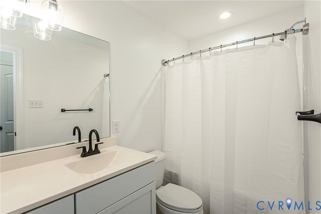 8520 Crestwicke Ln, Quinton, VA 23141