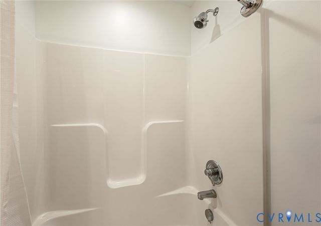 8520 Crestwicke Ln, Quinton, VA 23141