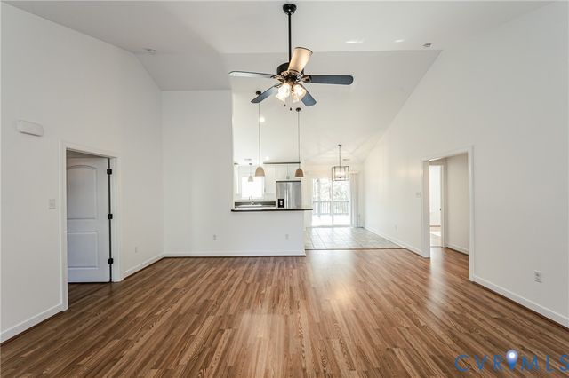 8520 Crestwicke Ln, Quinton, VA 23141