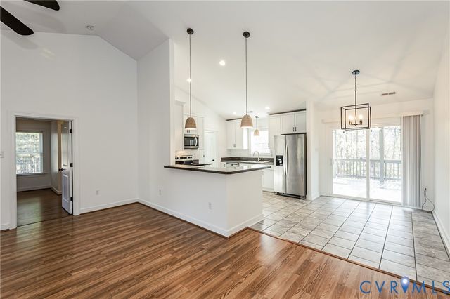 8520 Crestwicke Ln, Quinton, VA 23141