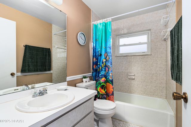 1426 Saxon Boulevard, Deltona, FL 32725