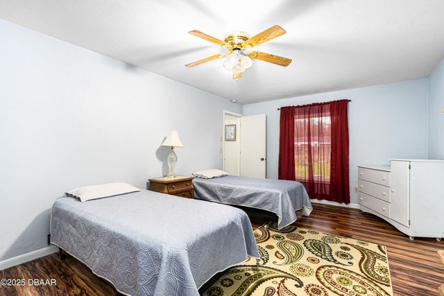 1426 Saxon Boulevard, Deltona, FL 32725