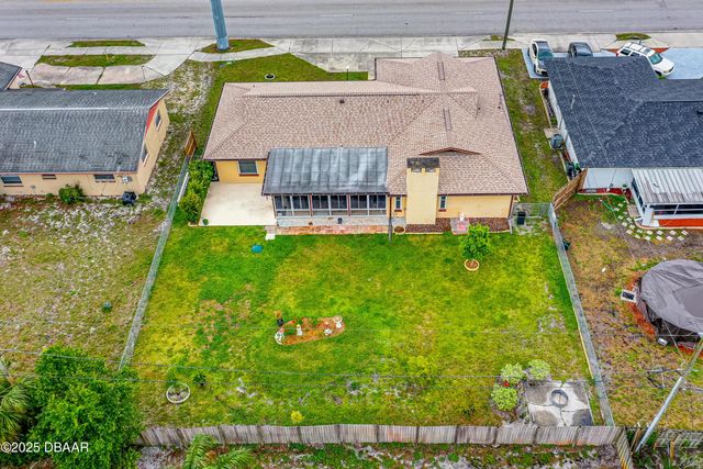 1426 Saxon Boulevard, Deltona, FL 32725