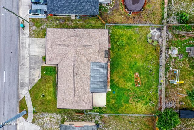 1426 Saxon Boulevard, Deltona, FL 32725