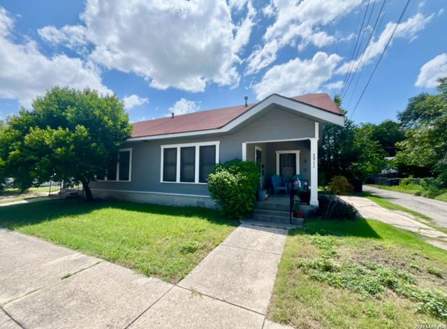 2907 N Elmendorf, San Antonio, TX 78201