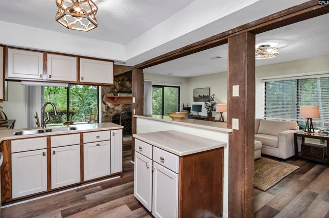 99 Leeward, Columbia, SC 29212