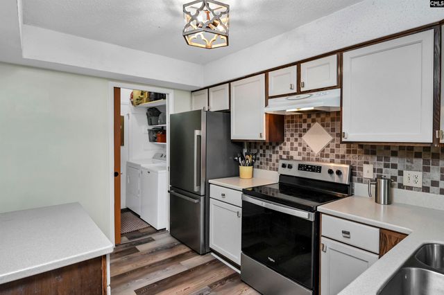 99 Leeward, Columbia, SC 29212