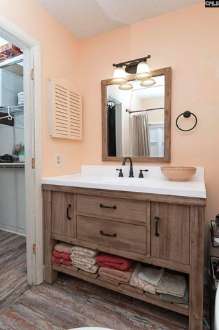 99 Leeward, Columbia, SC 29212