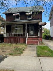 1996 W Grand Street, Detroit, MI 48238