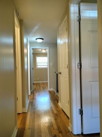 2011 E 78th Street, Chicago, IL 60649