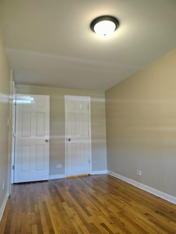 2011 E 78th Street, Chicago, IL 60649
