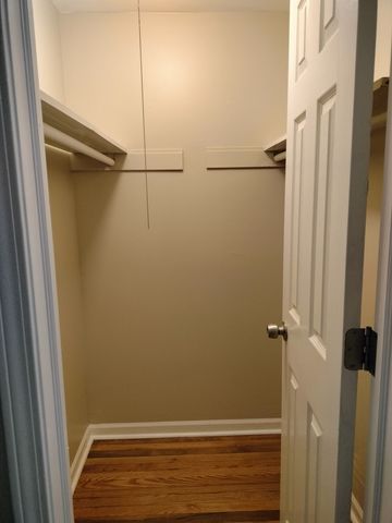 2011 E 78th Street, Chicago, IL 60649