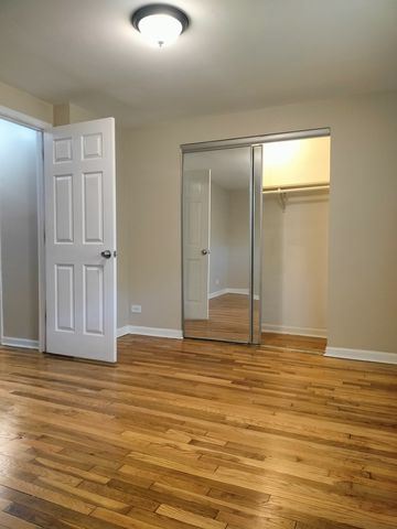 2011 E 78th Street, Chicago, IL 60649
