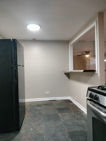 2011 E 78th Street, Chicago, IL 60649