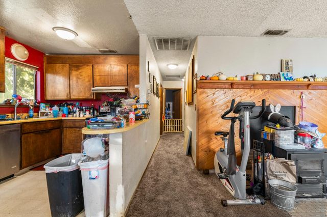 4944 Steelhead Ln, Pollock Pines, CA 95726