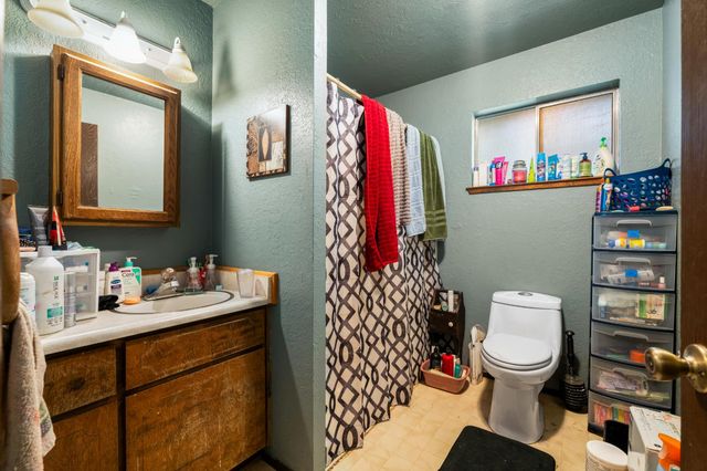 4944 Steelhead Ln, Pollock Pines, CA 95726