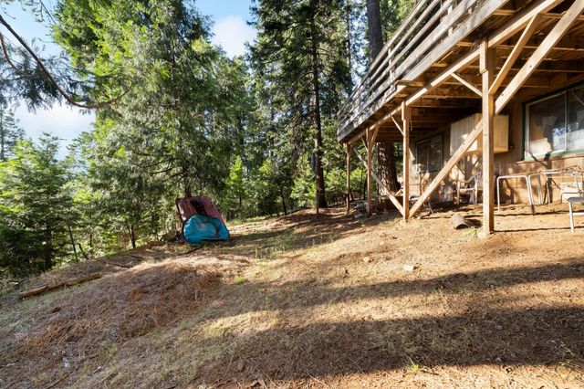 4944 Steelhead Ln, Pollock Pines, CA 95726