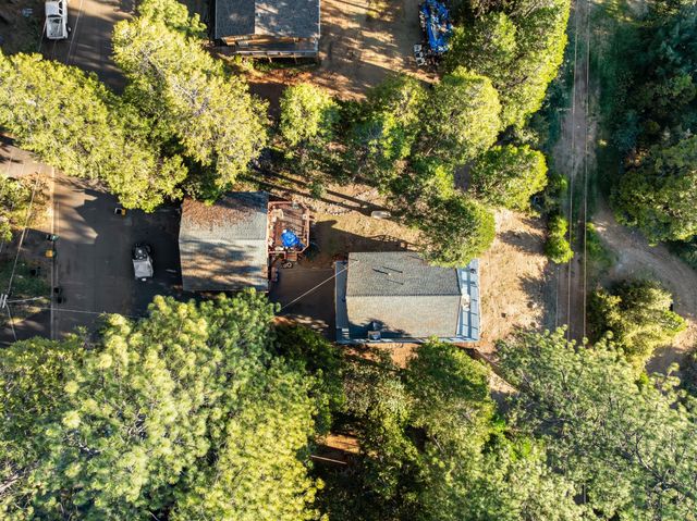 4944 Steelhead Ln, Pollock Pines, CA 95726