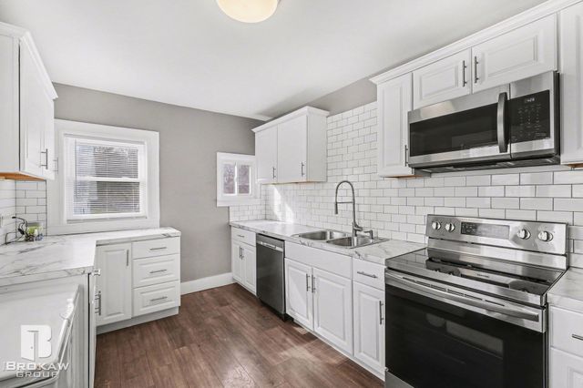 6063 N State Road, Davison, MI 48423