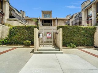 2298 Rose 302, Signal Hill, CA 90755