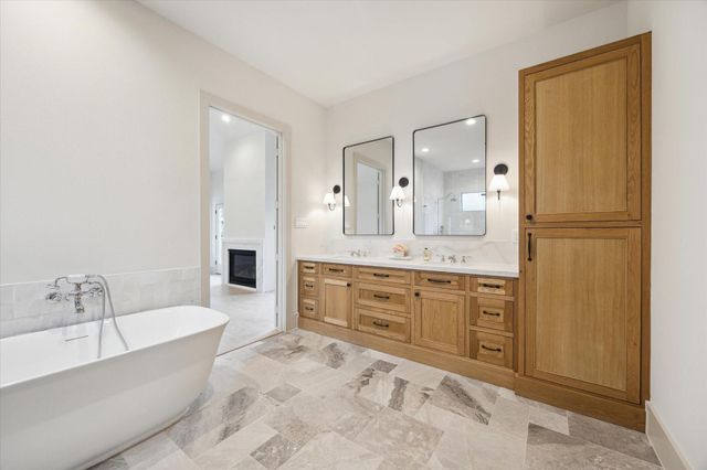 1031 Nashua Street, Houston, TX 77008