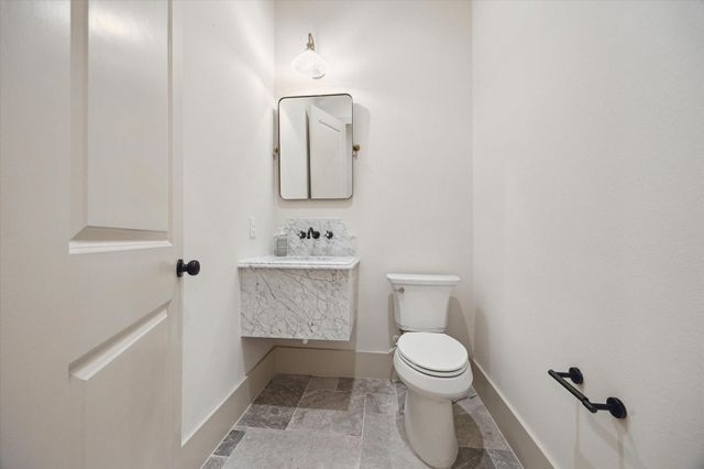 1031 Nashua Street, Houston, TX 77008