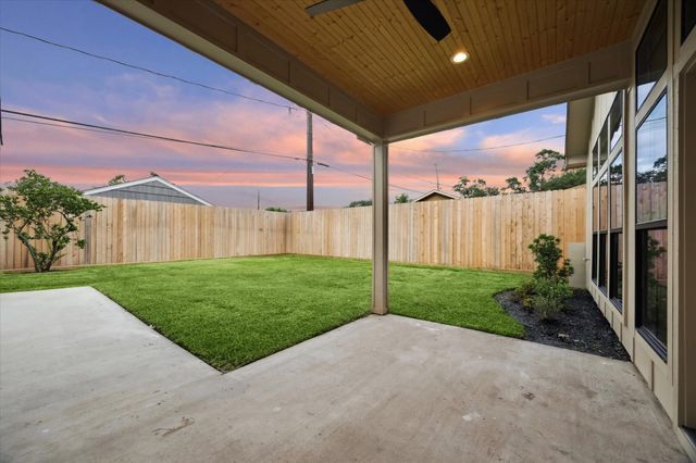 1031 Nashua Street, Houston, TX 77008